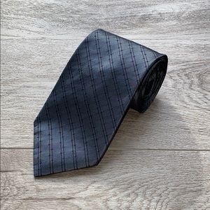 Kenneth Cole silk tie